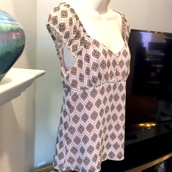 Pink top from Loft - Picture 3 of 8